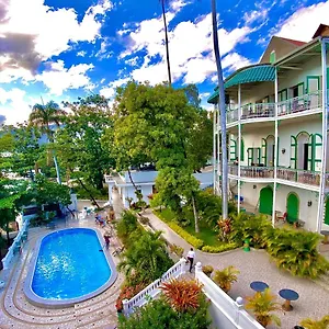 3* Hotel Manoir Adriana